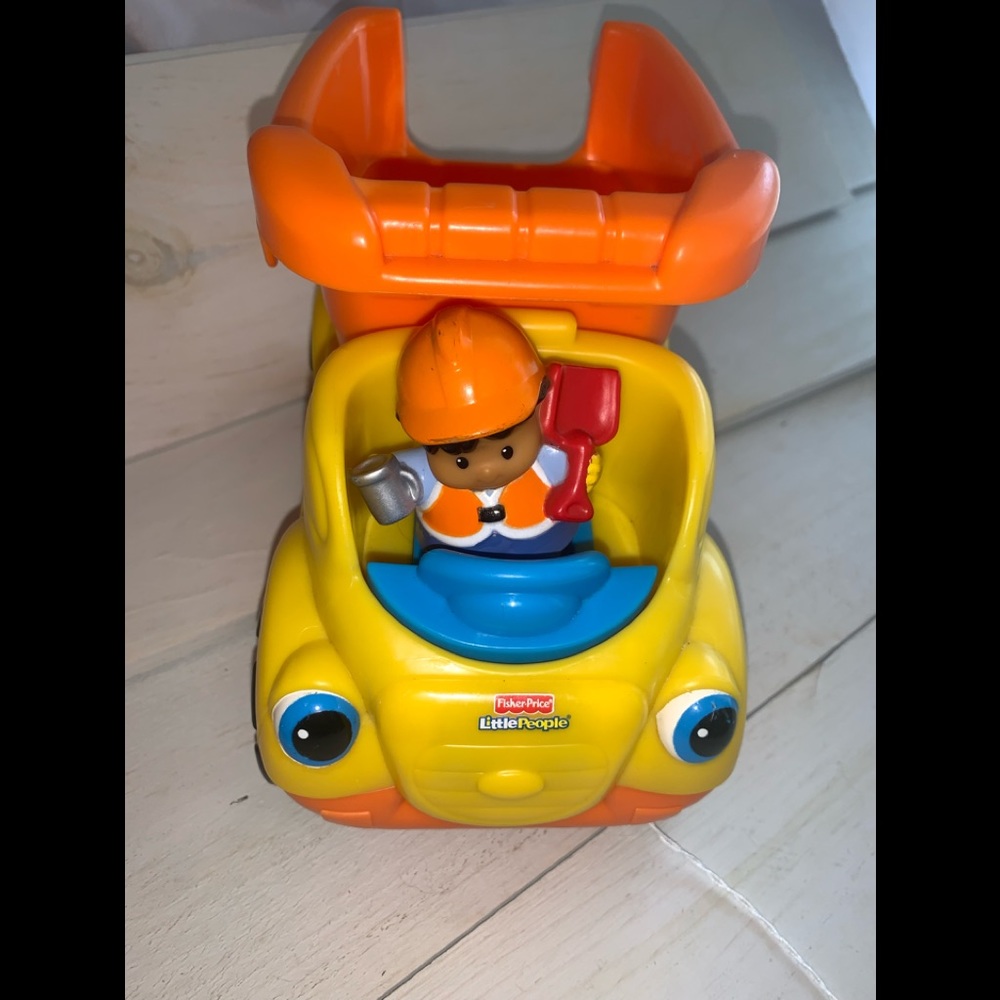 Fisher Price Little People Dump Truck Singing Sounds with Driver
